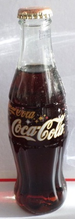 06004-1 € 5,00 coca cola letters coca cola in goud en wit ( frankrijk ).jpeg
